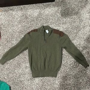 Clas Clube Boys hunter green size 7 sweater. Great condition